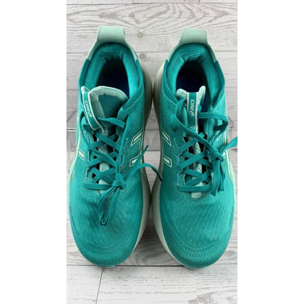 Asics light wear